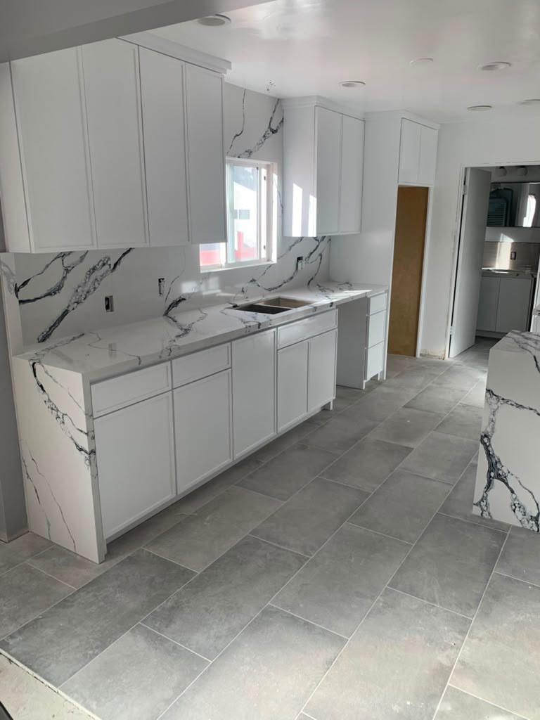 Remodeled Kitchen with Quartz Countertops in Reseda: A Complete Homeowner's Guide
