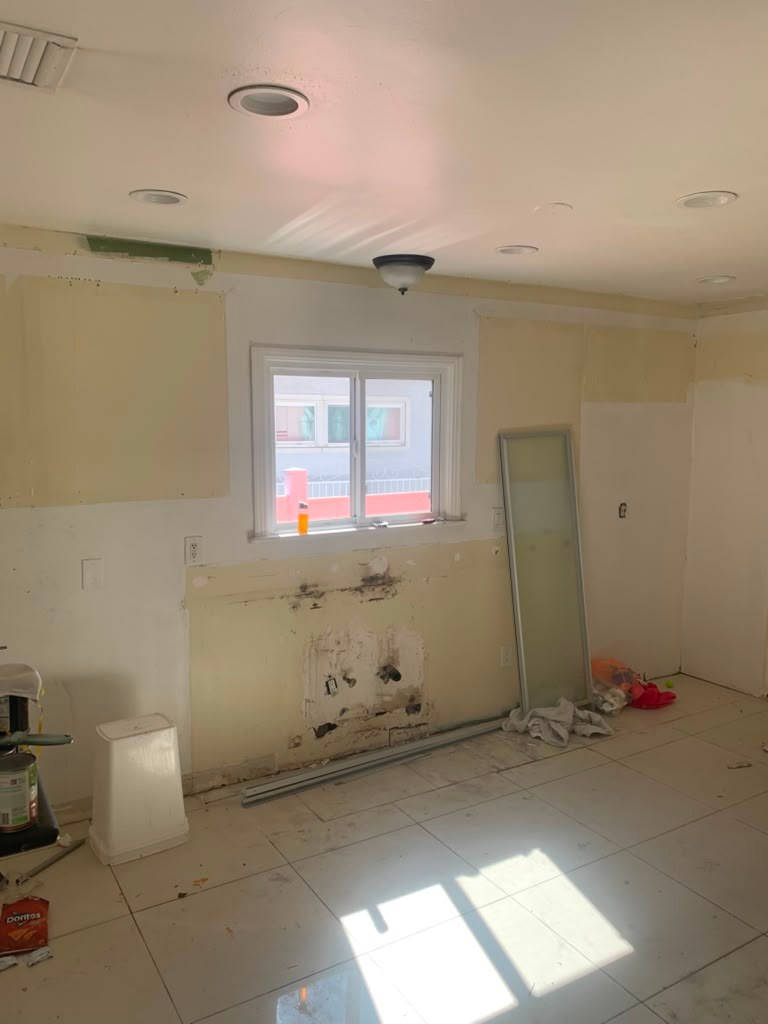 Remodeled Kitchen with Quartz Countertops in Reseda: A Complete Homeowner's Guide